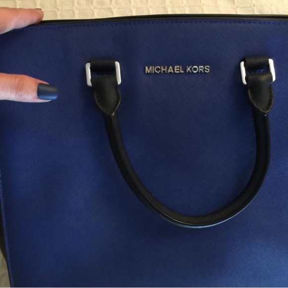 💙SOLD🖤Michael Kors Selma Cobalt Satchel - Picture 5 of 8